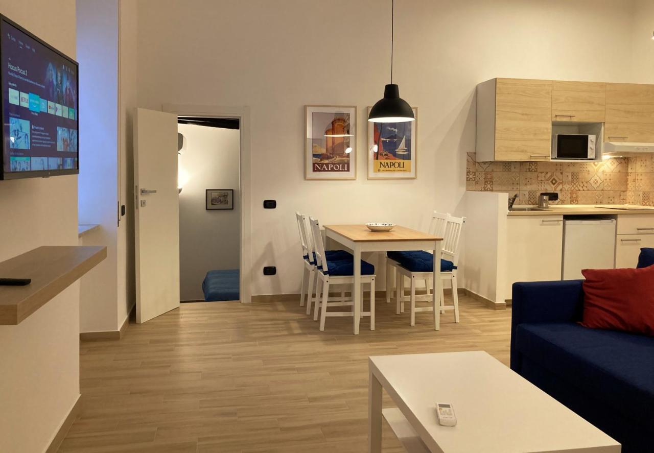 La Casa Blu Nel Cuore Storico Di Napoli Exterior foto