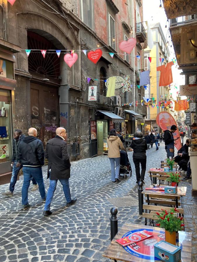 La Casa Blu Nel Cuore Storico Di Napoli Exterior foto